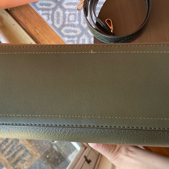 Green Aldo purse. With detachable cross body strap. - Picture 5 of 5
